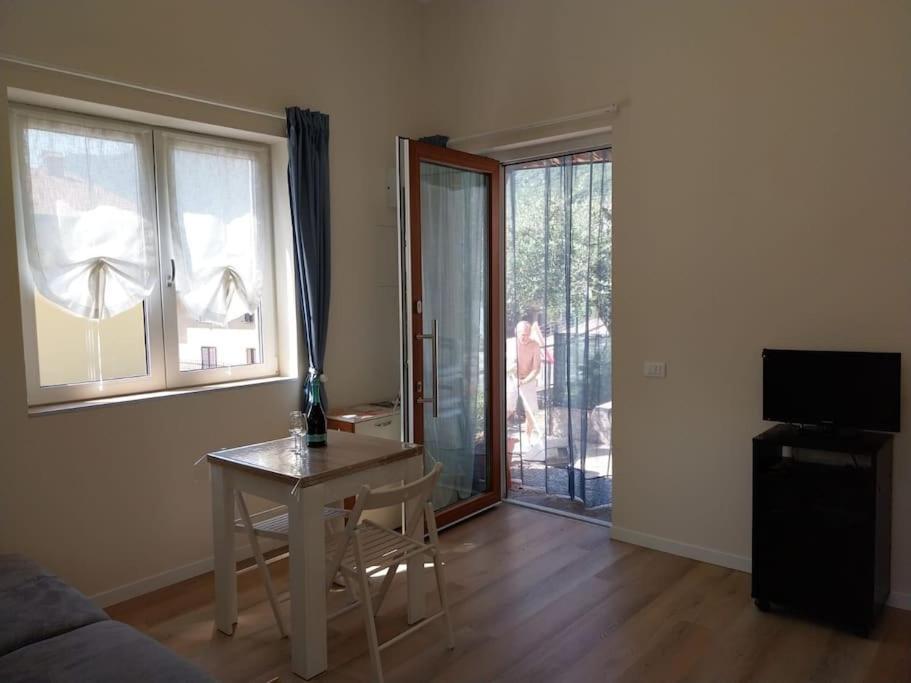 Appartamento Casa Elly Riva di Solto Esterno foto
